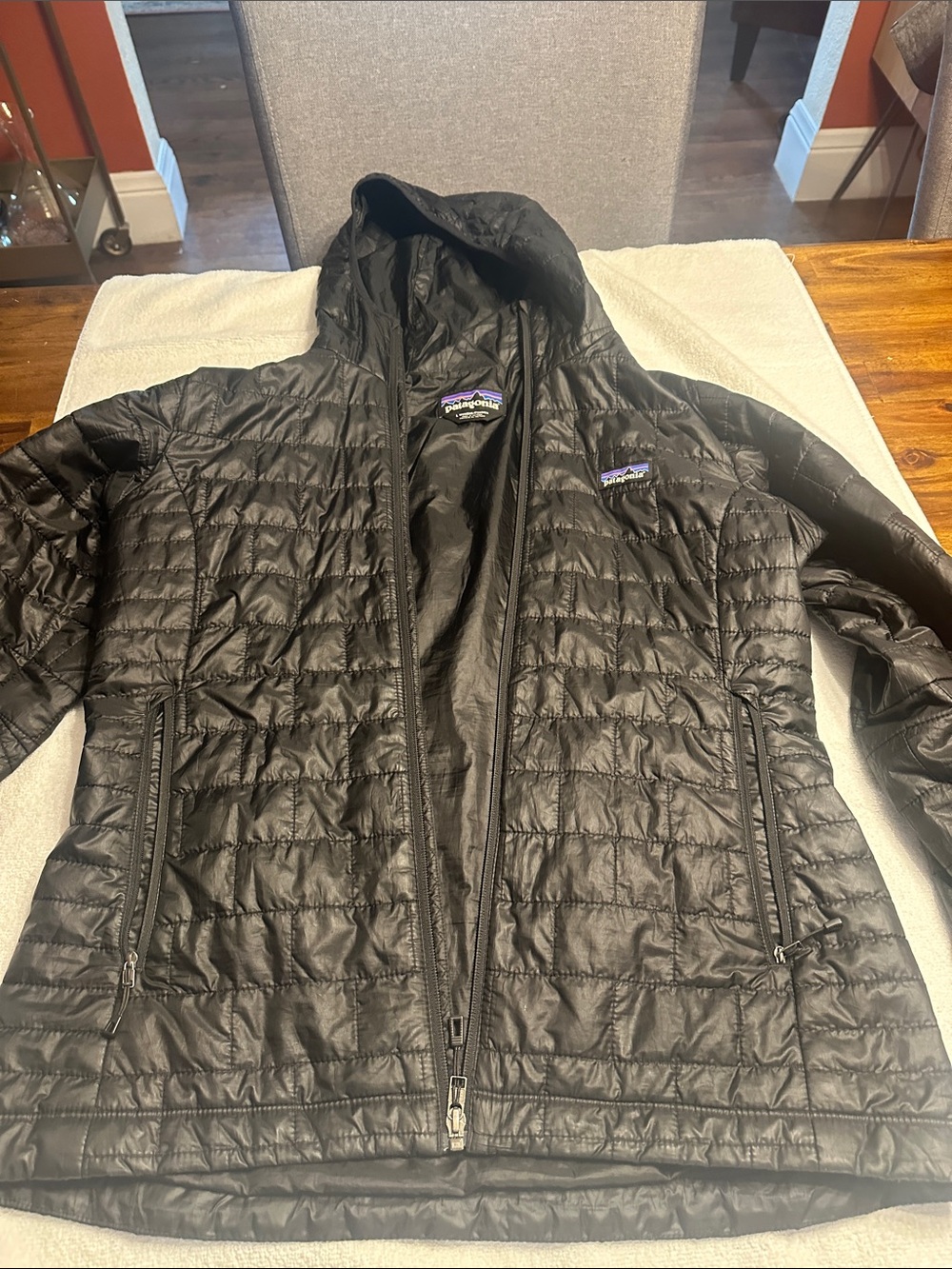 Patagonia Black hooded Nano Puff Jacket